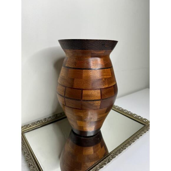 Stunning Large Vintage Segmented Wood Vase - Picture 2 of 8